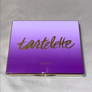 Tartelette clay matte eyeshadow palette